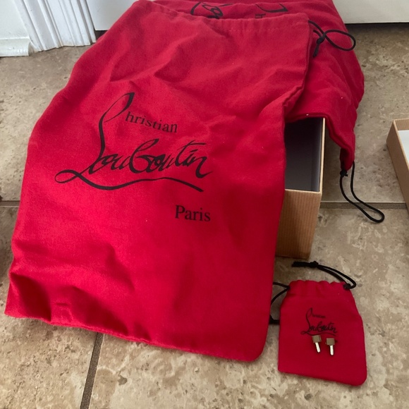 Christian Louboutin Pigalle Follies 100 Pumps Pinky Patent Leather in Box 39.5 - Picture 6 of 6